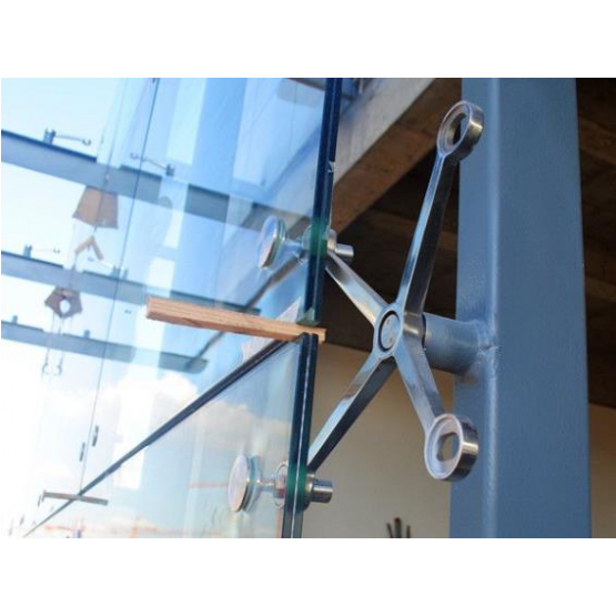 Zasklenie - spider 03 - detail 1 - detail 1