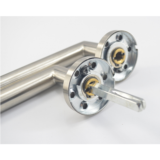 Kľučka so štítkom - pár, AISI 304, K320 - detail 3 - detail 3