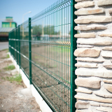 plot zo zváraných panelov s podhrabovými doskami